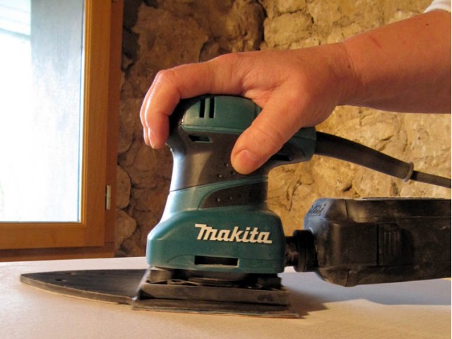 Električni vibracijski brusilnik Makita BO4565, 200W, 112x190mm, 1.2kg