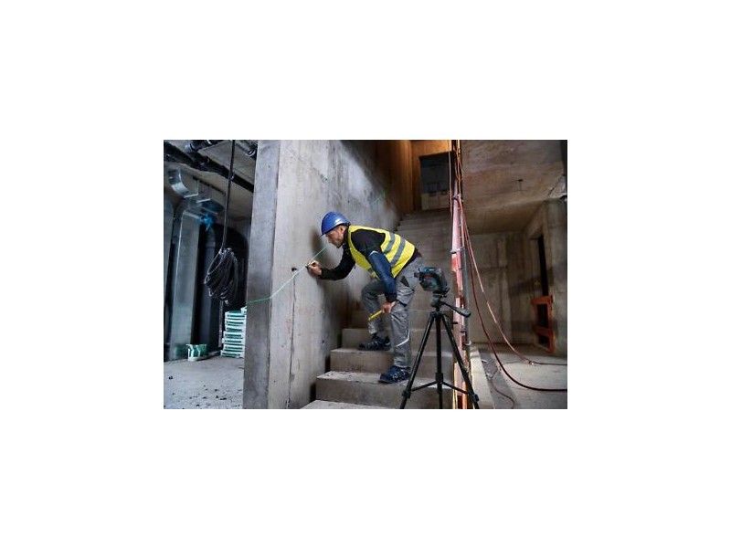 Kombinirani laser Bosch GCL 2-50G + 4xbater.+ RM10 + BT150, ± 0,3 mm/m,15M, ± 4°, 0,58kg, 0601066M01