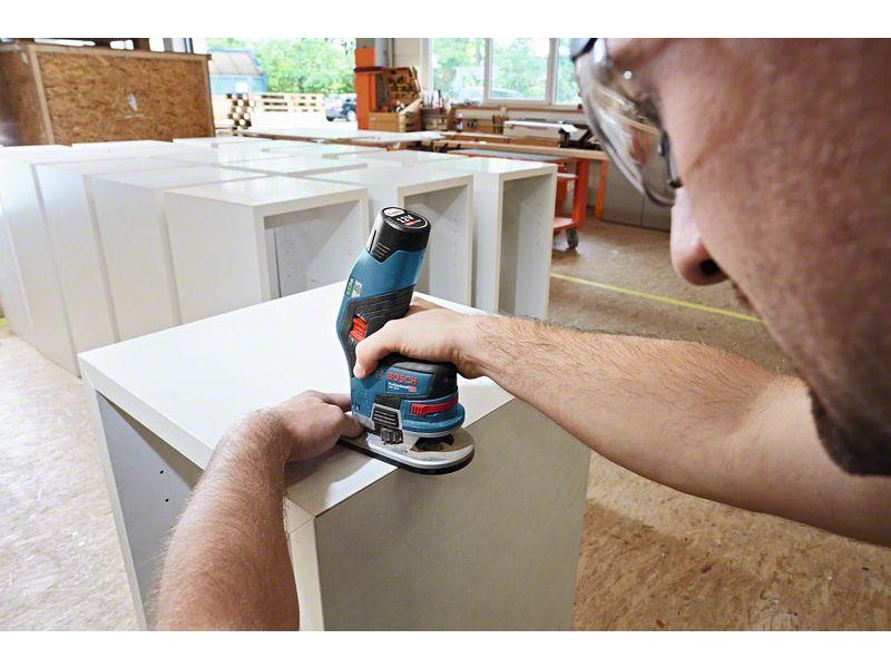 Akumulatorski robni rezkalnik Bosch GKF 12V-8, 06016B0002