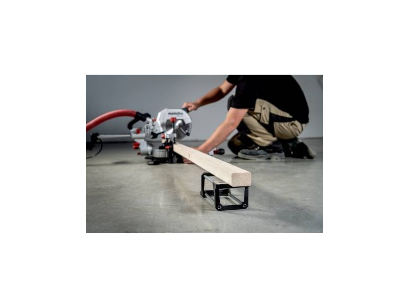 Potezna zajeralna žaga Metabo KGS 216 M, 1200W, 216x30mm, 13,4kg, 613216000