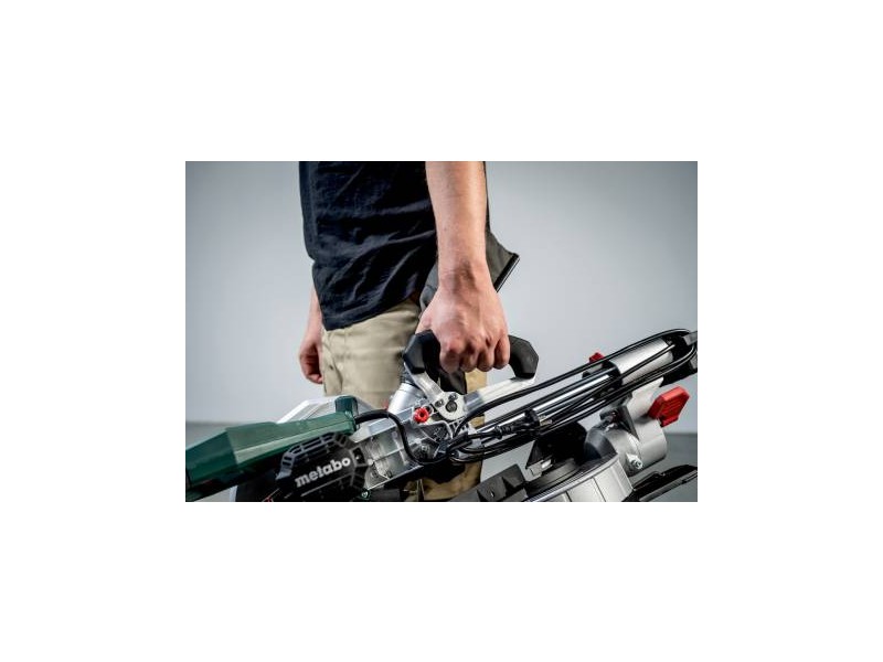 Potezna zajeralna žaga Metabo KGS 216 M, 1200W, 216x30mm, 13,4kg, 613216000