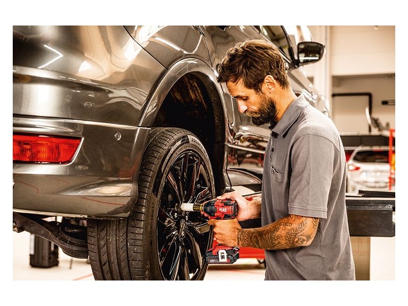 Akumulatorski udarni vijačnik Flex IW 1/2