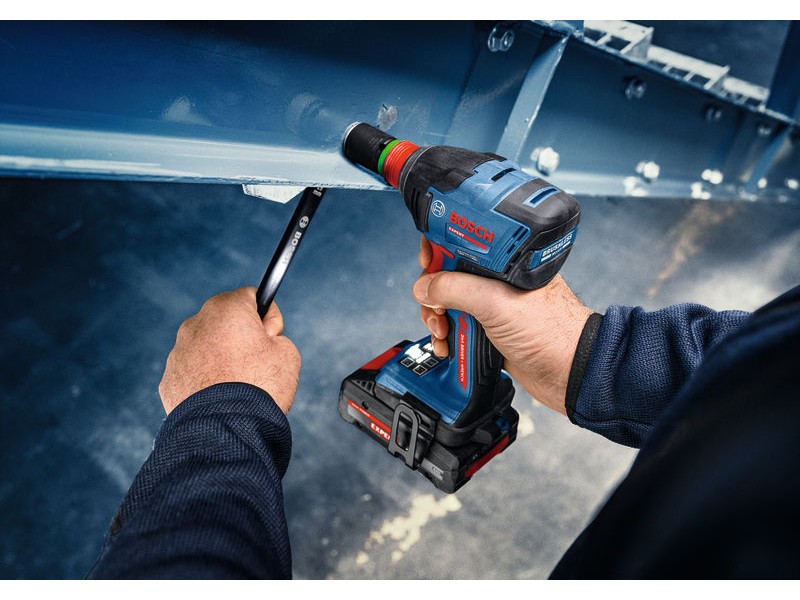 Akumulatorski udarni vijačnik Bosch Expert EXDX18V-210, 06019J0400