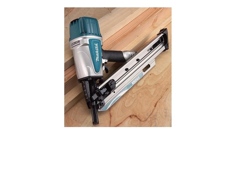 Pnevmatski žebljalnik Makita AN943K