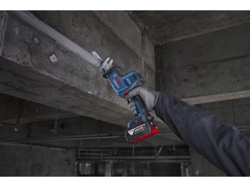 Akumulatorska sabljasta žaga Bosch GSA 18V-24, 06016A5101