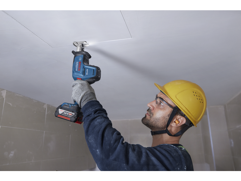 Akumulatorska sabljasta žaga GSA 18V-24 solo, 06016A5100