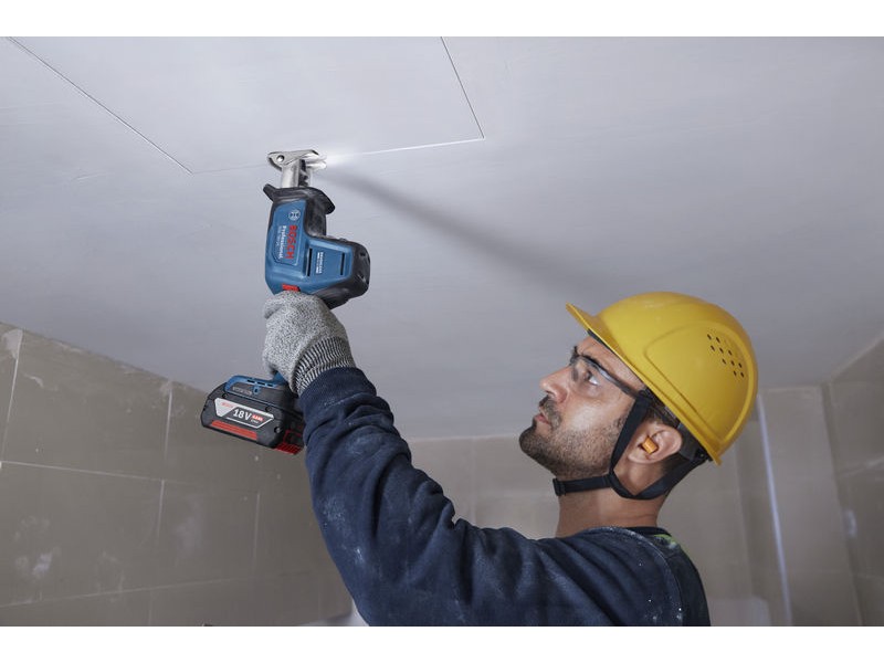 Akumulatorska sabljasta žaga Bosch GSA 18V-24, 06016A5101