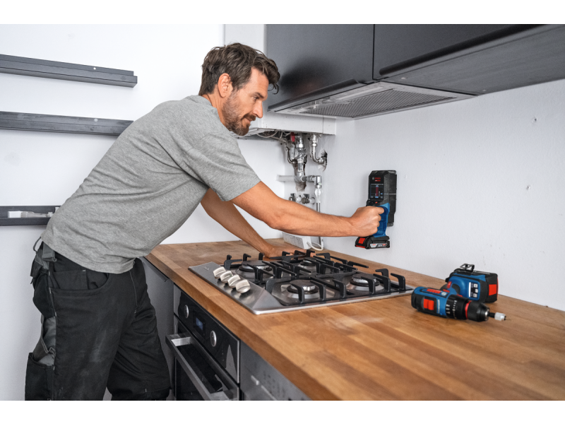 Detektor Bosch EXPERT D-tect 18V-200-17C, 0601081605