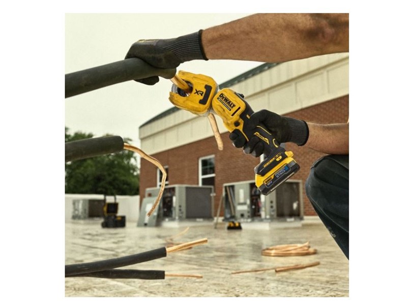 Akumulatorski rezalnik bakrenih cevi Dewalt DCE154N