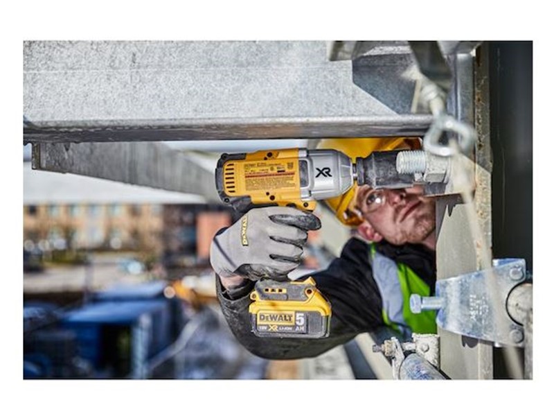 Akumulatorski udarni vijačnik Dewalt DCF897N