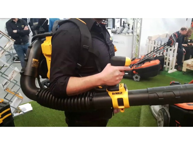 Akumulatorski puhalnik Dewalt DCM587N