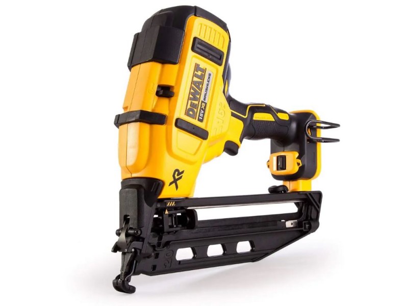 Akumulatorski žebljalnik Dewalt DCN660N