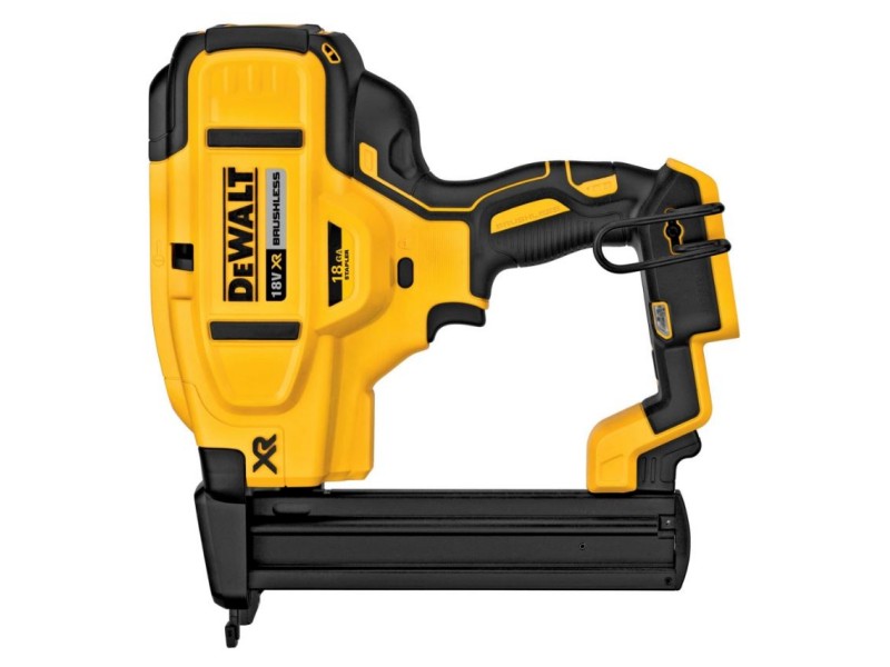 Akumulatorski žebljalnik Dewalt DCN681N