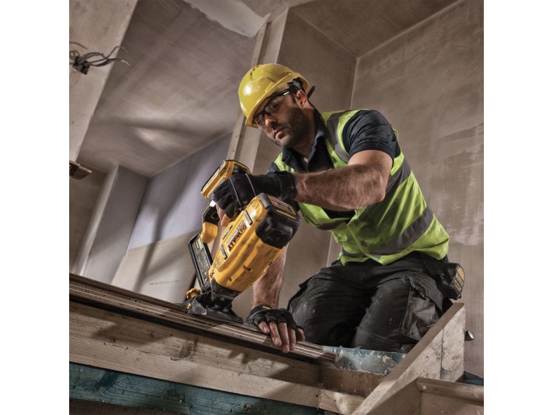 Akumulatorski spenjalnik Dewalt DCN682N