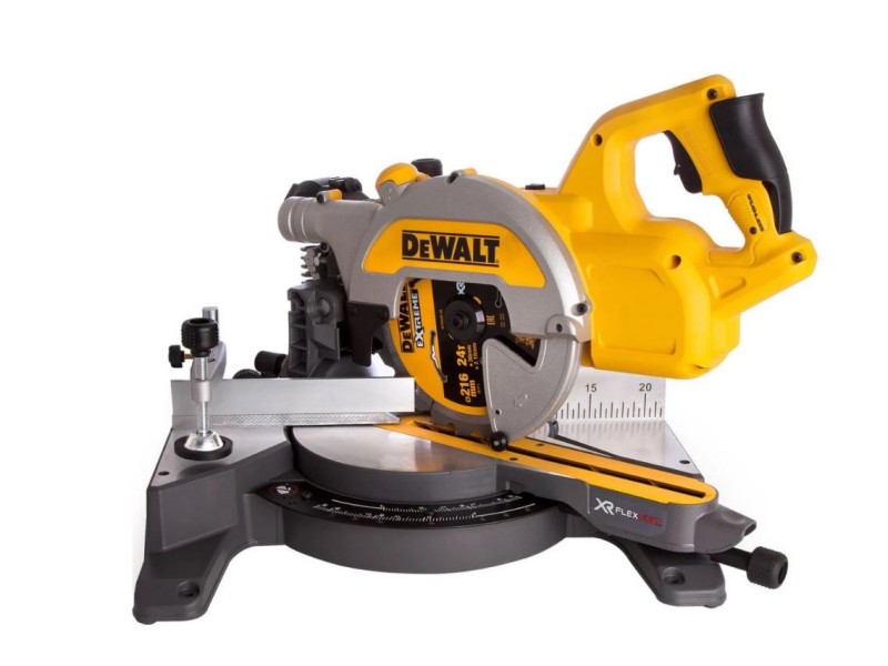 Akumulatorska zajerala žaga Dewalt DCS777N FLEXVOLT