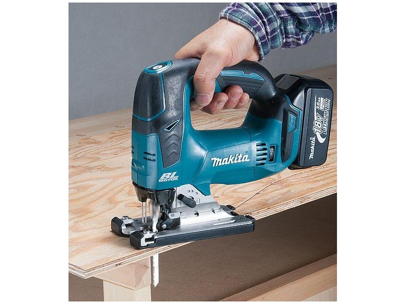 Akumulatorska vbodna žaga Makita DJV182RFJ