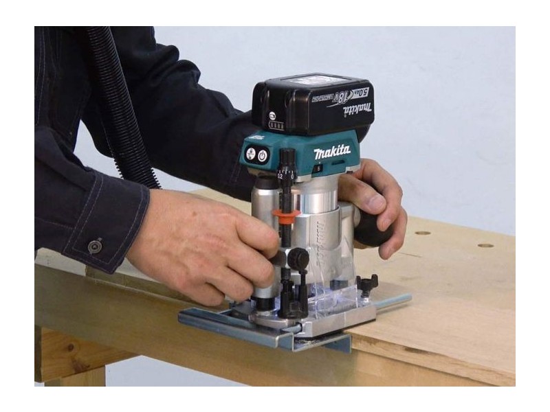 Akumulatorski enoročni rezkalnik Makita DRT50RTJX2