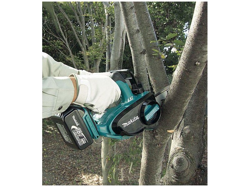 Akumulatorska verižna žaga Makita DUC122RFE