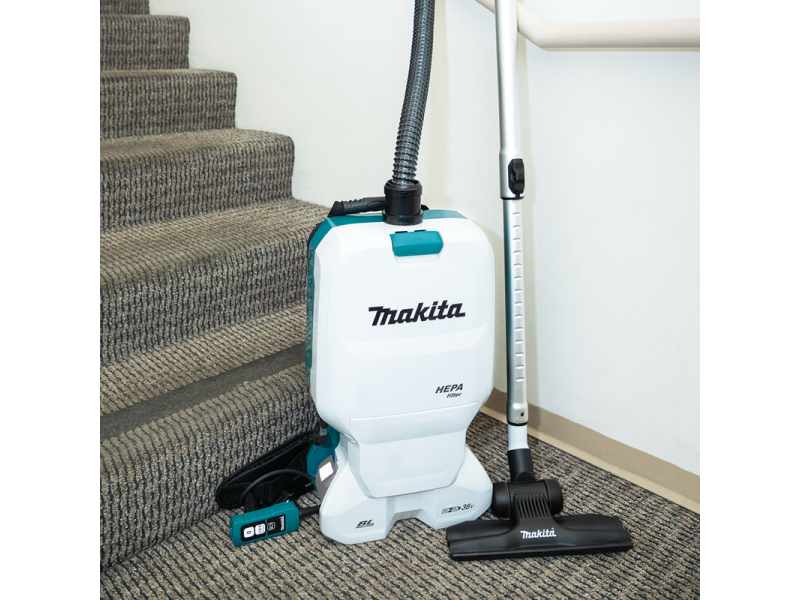 Akumulatorski nahrbtni sesalnik Makita DVC660Z