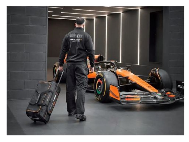 Torba za orodje Dewalt McLaren F1 Team DWST83522-9