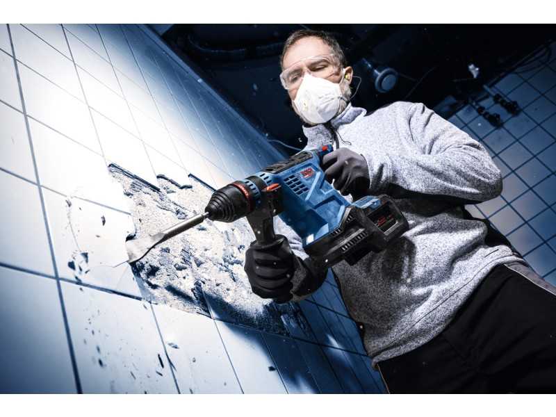 Akumulatorsko vrtalno kladivo s sistemom SDS plus Bosch Expert EXBH18V-32F, 0611922102