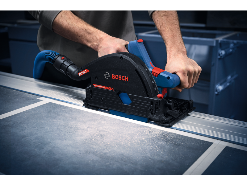 Akumulatorska potopna žaga BITURBO Bosch Expert EXKT 18V-52 G, 06016B4100