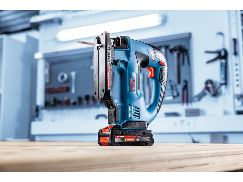 Akumulatorska vbodna žaga Bosch Expert EXST 18V-155 B, 06015B1100