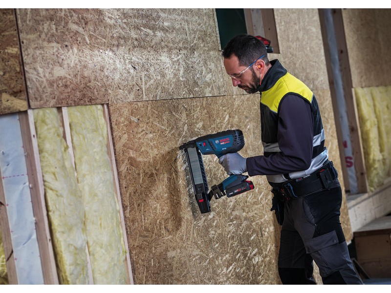 Akumulatorski spenjalnik za les Bosch Expert EXTH 18V-50 M, 0601482601