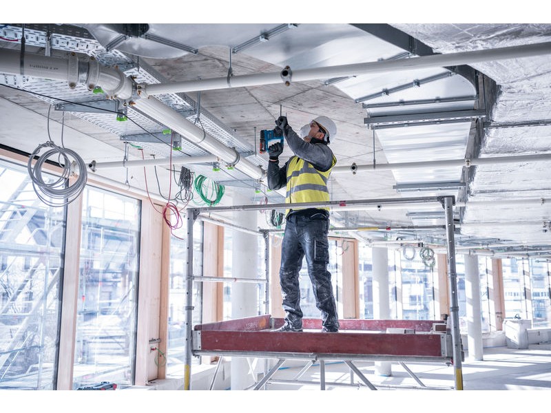 Bosch PRO Komplet 3 orodij 18 V: GSR + GBH + GWS + 2x GBA 5.0 Ah + GAL 18V-40, 0615A5009G