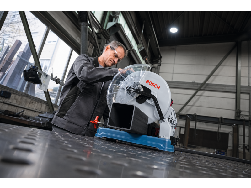 Akumulatorska krožna žaga za kovino Bosch GCD 18V-355, 0601B59000