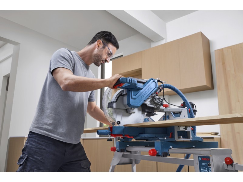 Zajeralna žaga Bosch GCM 340-305 D, 0601B60000