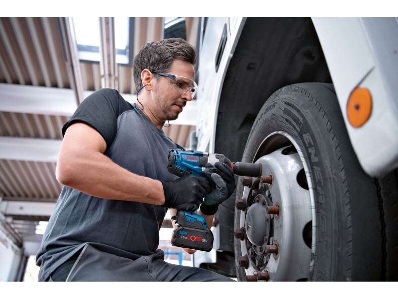 Akumulatorski udarni vijačnik Bosch GDS 18V-1000, 06019J8302