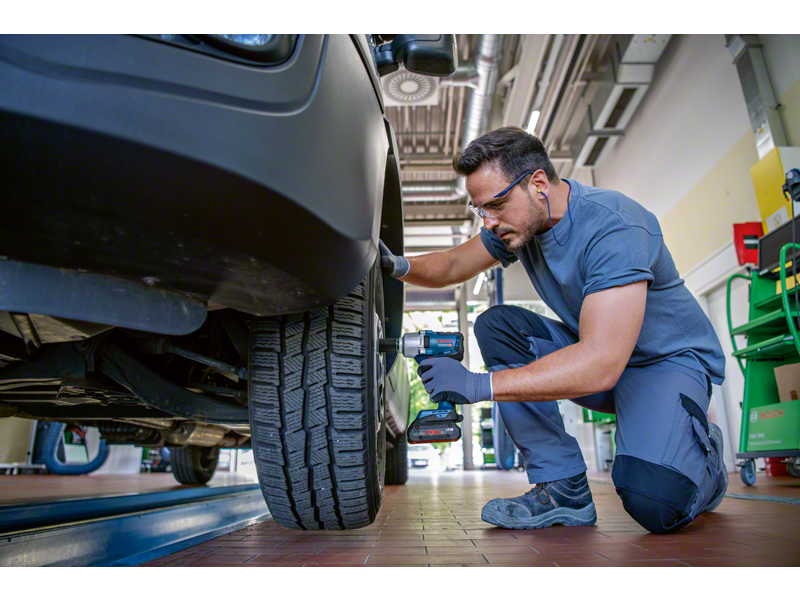 Akumulatorski udarni vijačnik  GDS 18V-450 PC, 06019K4101