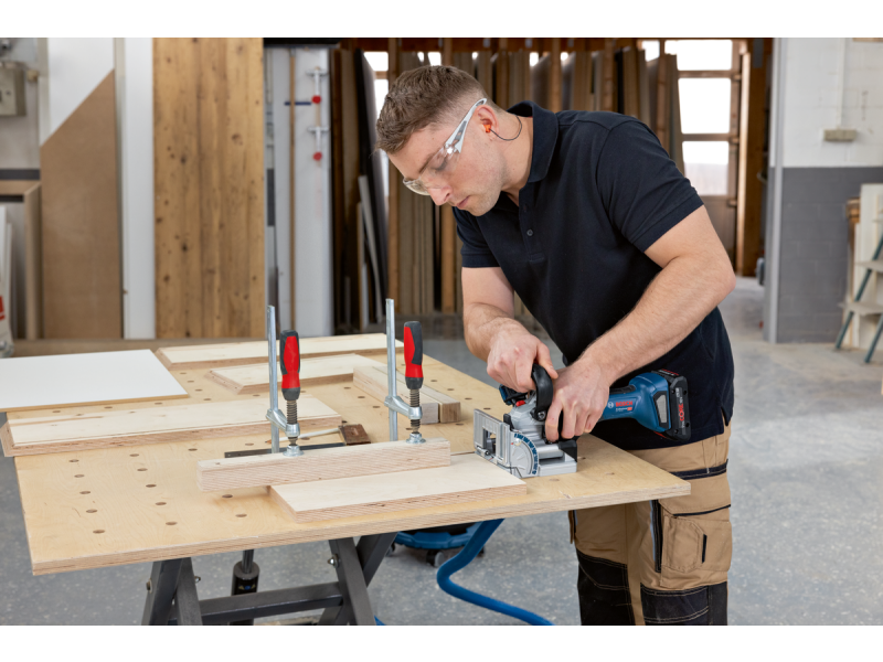 Lamelni rezkar Bosch GFF 18V-22 V, 0601620100