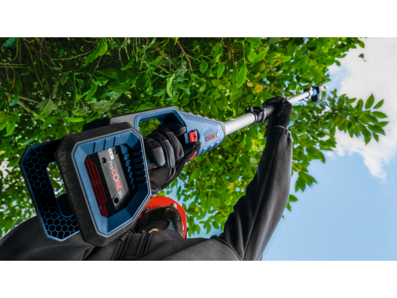 Akumulatorske teleskopske škarje za živo mejo Bosch GHE 18V-50 TP, 06008D5000