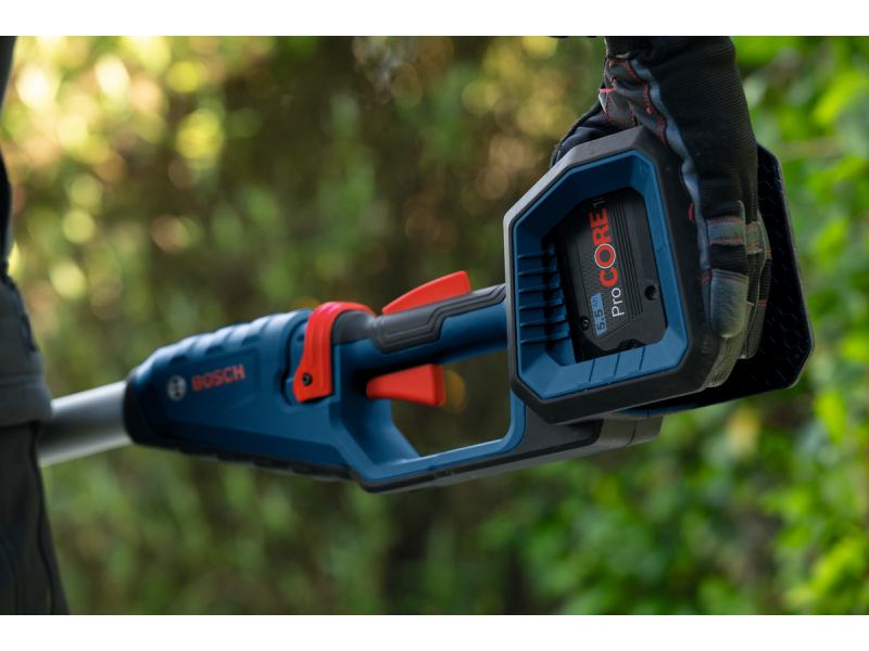  Akumulatorske teleskopske škarje za obrezovanje vej Bosch GKE 18V-25 TP, 06008D6000