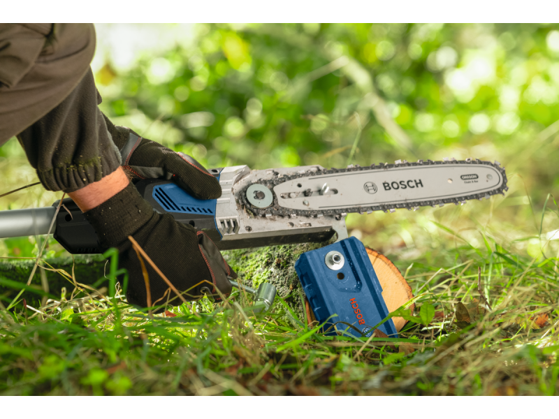  Akumulatorske teleskopske škarje za obrezovanje vej Bosch GKE 18V-25 TP, 06008D6000