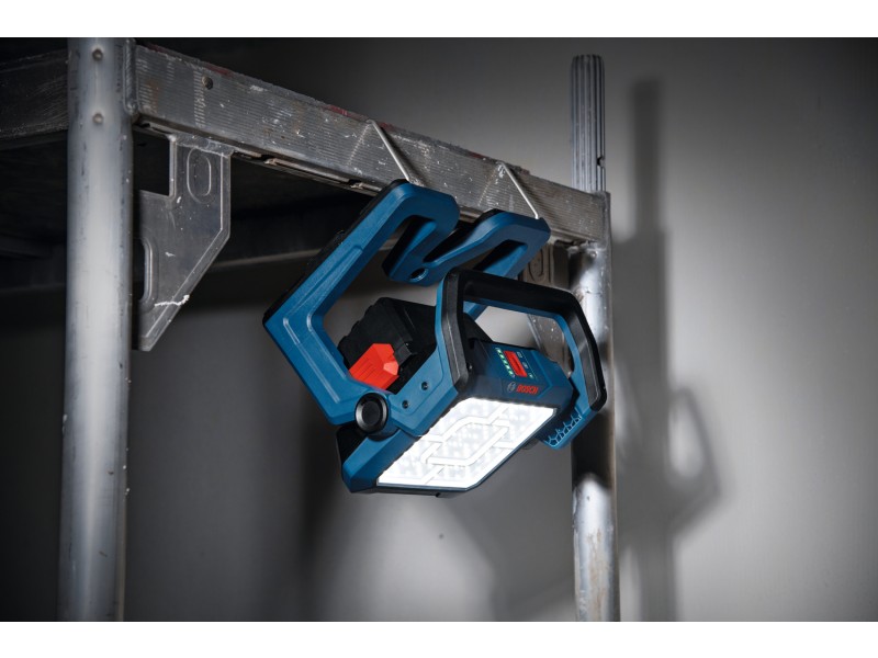 Akumulatorska svetilka Bosch GLI18V-5000, 06019P5100