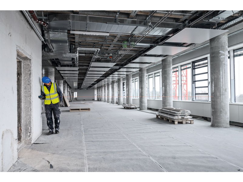 Laserski merilnik razdalj Bosch GLM 40-31, 0601075000