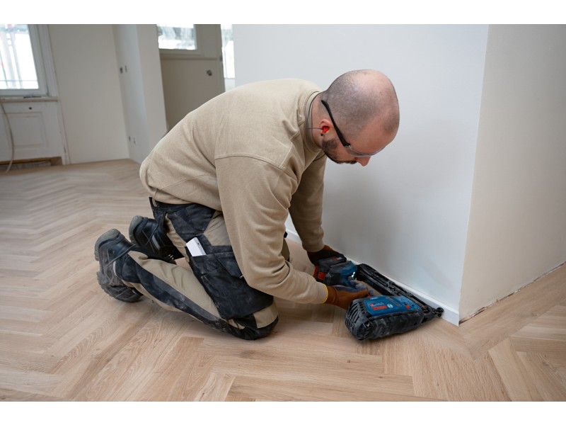 Akumulatorski žebljalnik za les Bosch GNH 18V-64-2, 0601482101