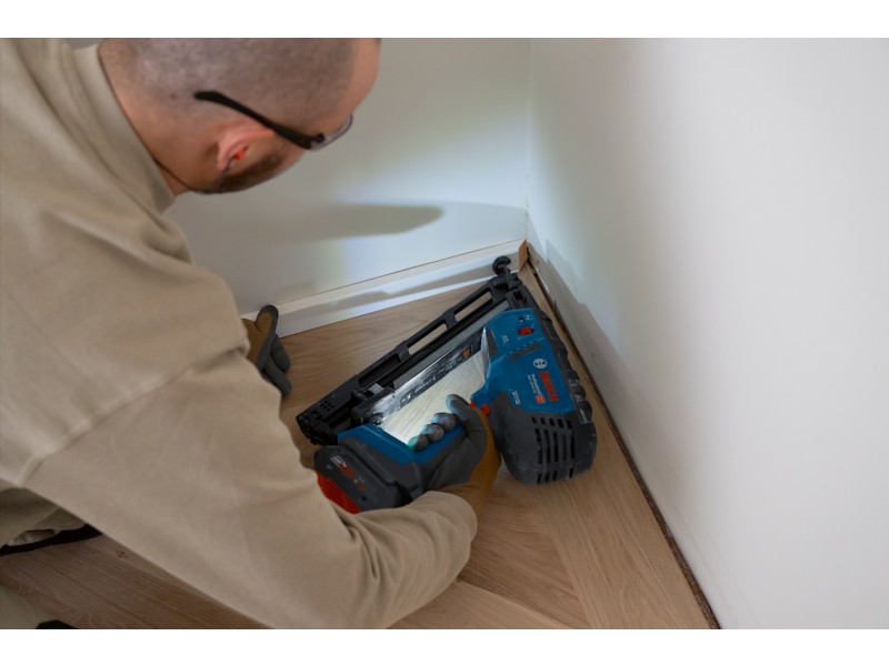 Akumulatorski žebljalnik za les Bosch GNH 18V-64 MD, 0601482201