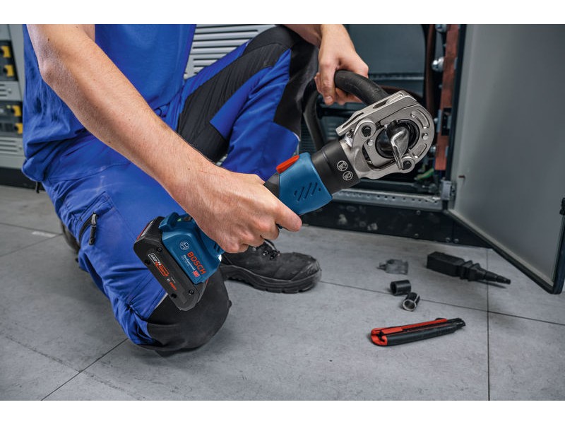 Akumulatorsko hidravlično orodje za stiskanje Bosch GPH 18V-60, 06019P0100