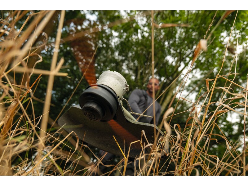 Akumulatorska kosilnica z nitjo Bosch GRT 18V-40, 06008D0200