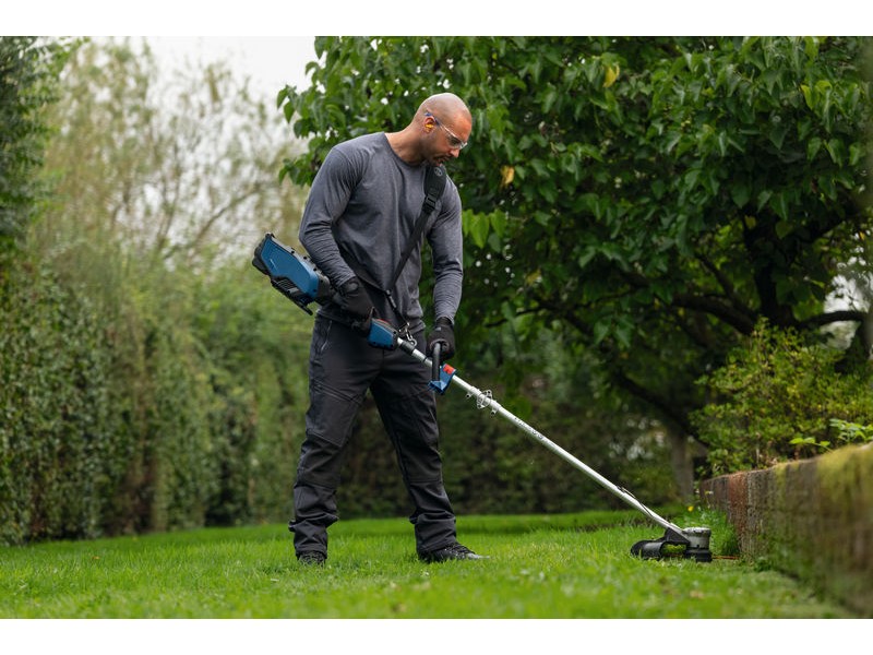 Akumulatorska kosilnica z nitjo Bosch GRT 18V-40, 06008D0200