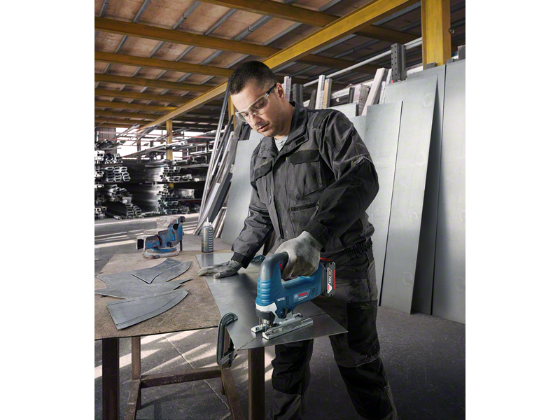 Akumulatorska vbodna žaga Bosch GST 185-LI, 06015B3024