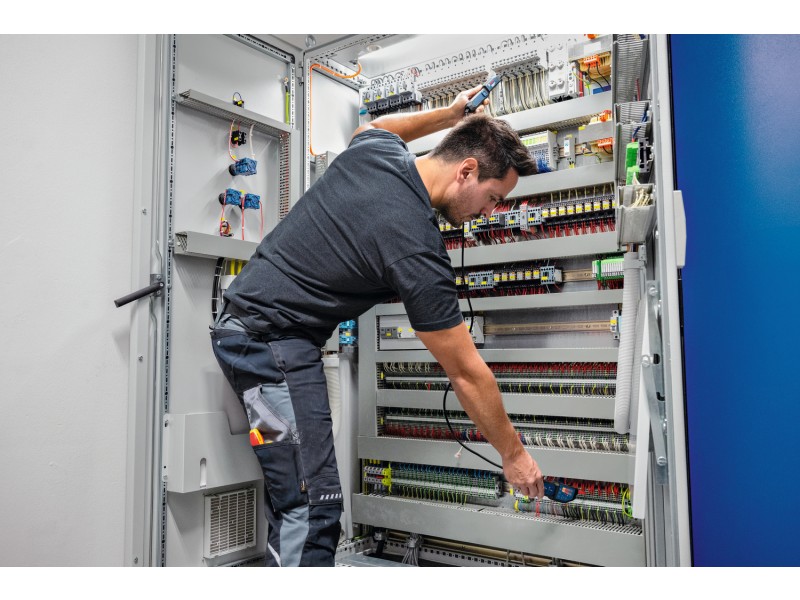 Preizkuševalec napetosti Bosch GVT 1000-15, 0601077800