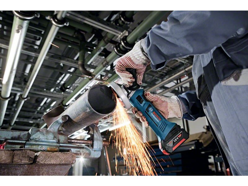 Litij-ionska akum. baterija Bosch GBA 18V/6.0Ah, 1600A004ZN