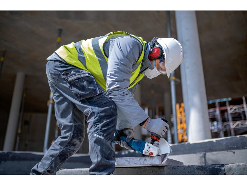 Akumulatorski kotni brusilnik Bosch GWS 18V-180 P, 18V, 180mm, M14, 2.8kg, 06019H6L01