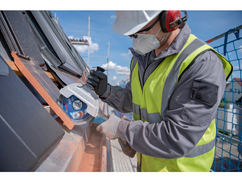 Akumulatorski kotni brusilnik Bosch GWS 18V-180 P, 18V, 180mm, M14, 2.8kg, 06019H6L01