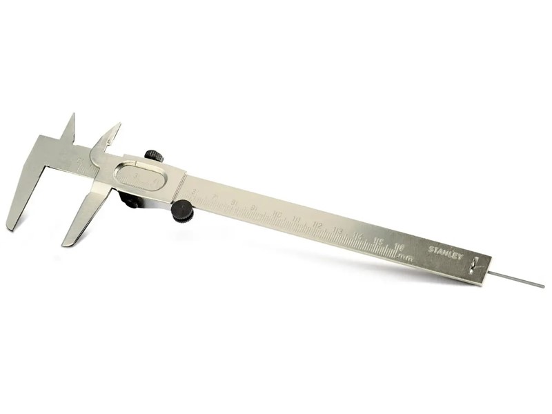 Jekleno kljunasto merilo Stanley 150 mm
